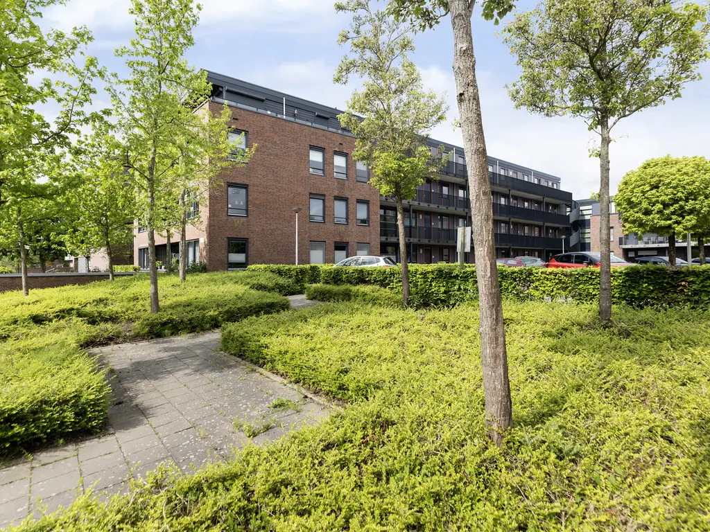 Burgemeester Brouwerstraat 73, ZWIJNDRECHT