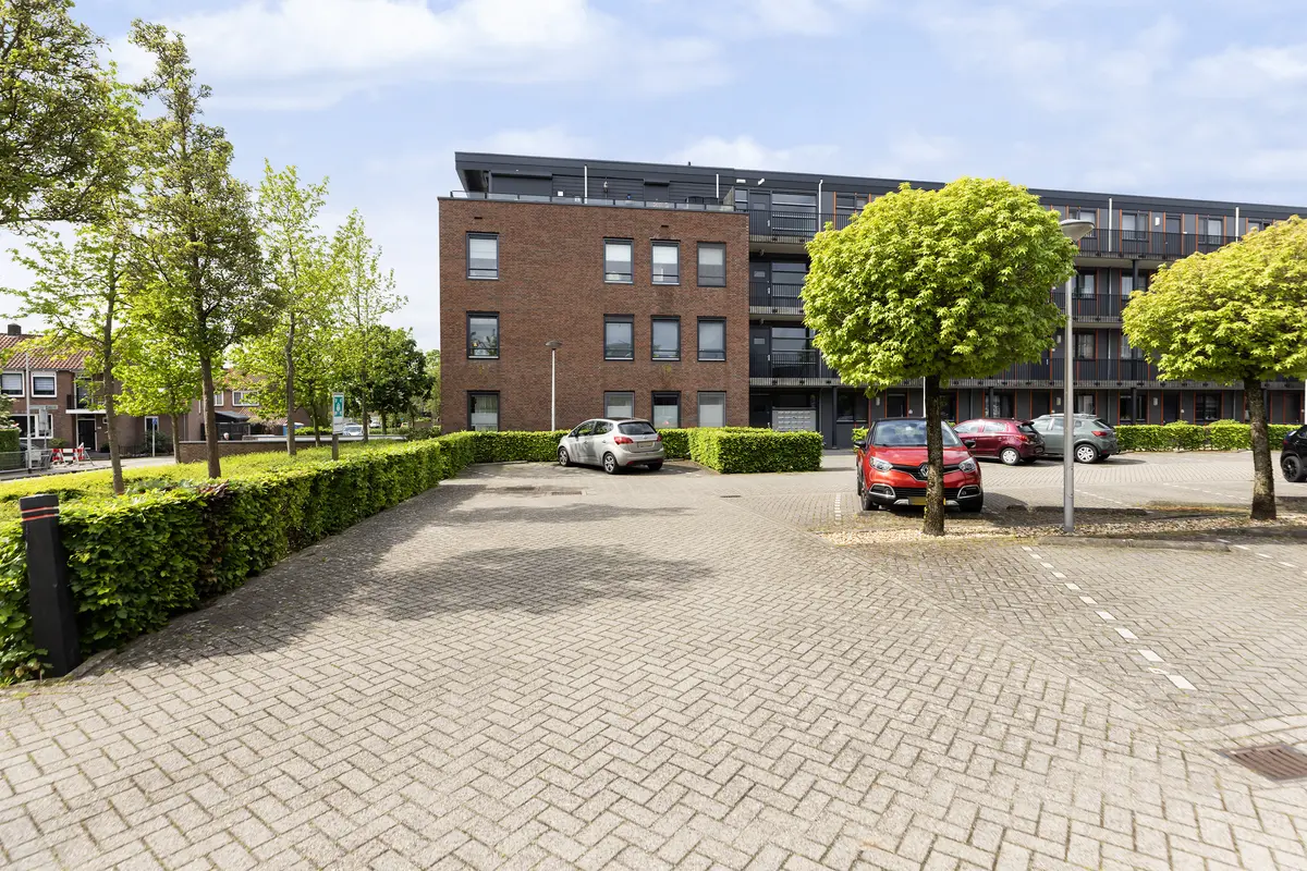 Burgemeester Brouwerstraat 73, ZWIJNDRECHT