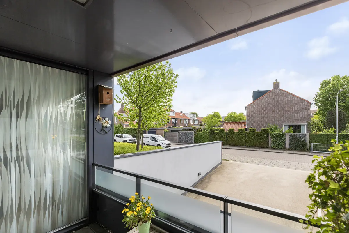 Burgemeester Brouwerstraat 73, ZWIJNDRECHT