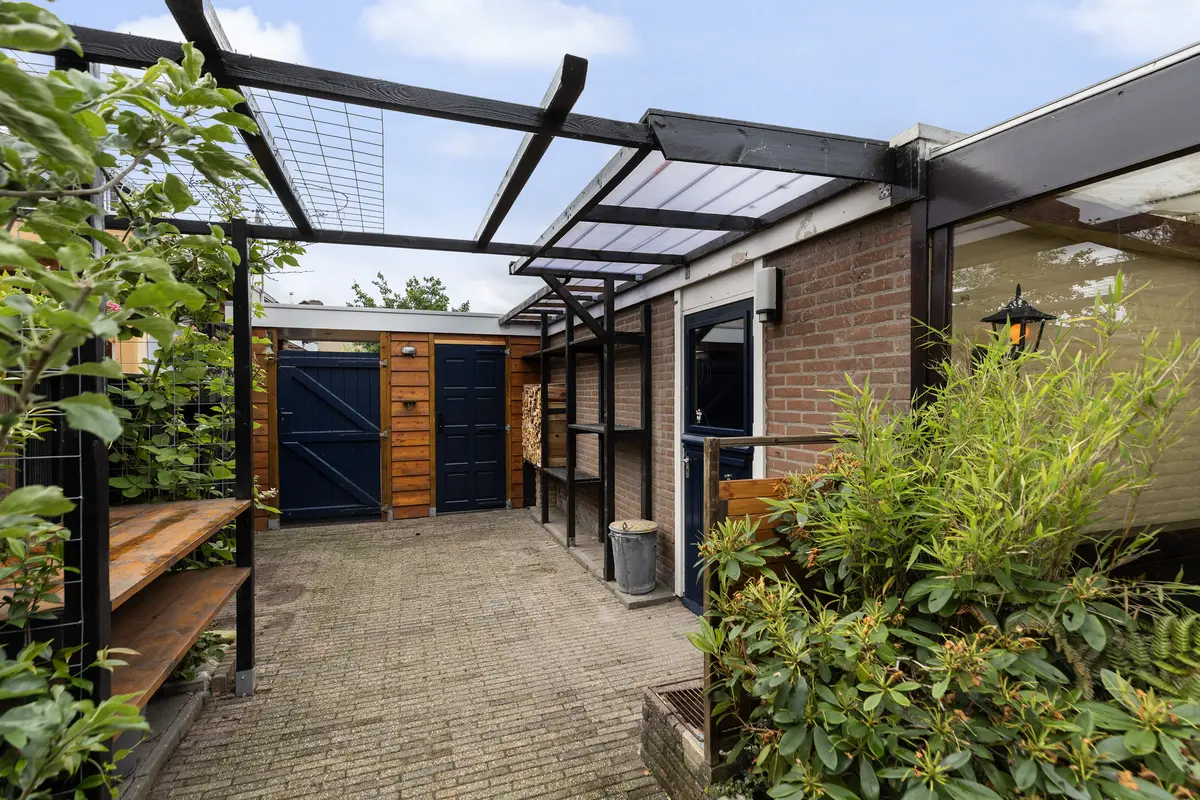Laan van Nederhoven 70, ZWIJNDRECHT