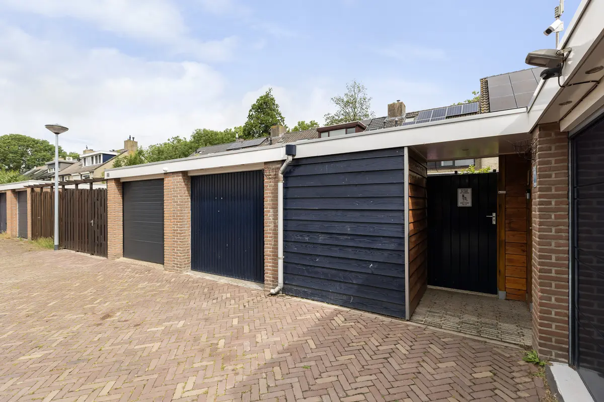 Laan van Nederhoven 70, ZWIJNDRECHT