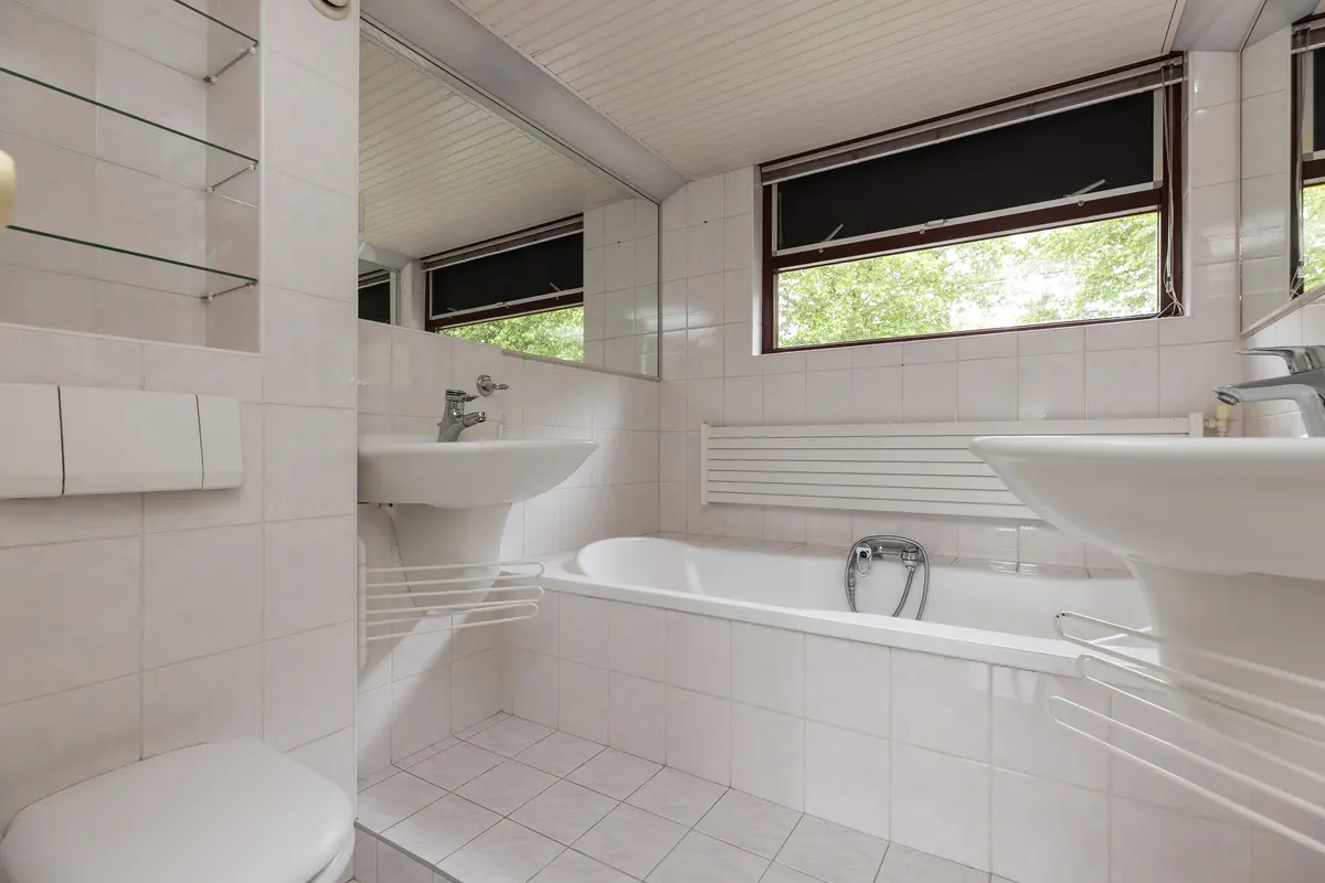 Laan van Nederhoven 70, ZWIJNDRECHT