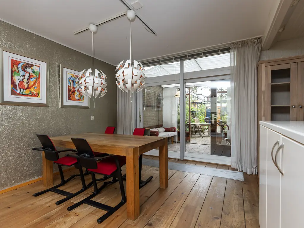 Laan van Nederhoven 70, ZWIJNDRECHT