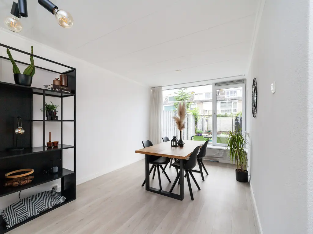 van Deysselstraat 4, ZWIJNDRECHT