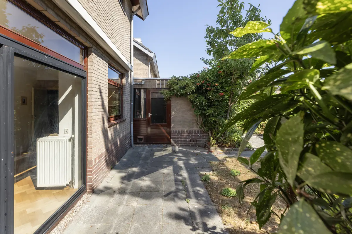van Slingelandtlaan 15, ZWIJNDRECHT