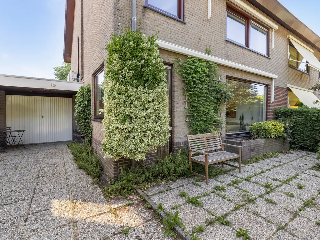 van Slingelandtlaan 15, ZWIJNDRECHT