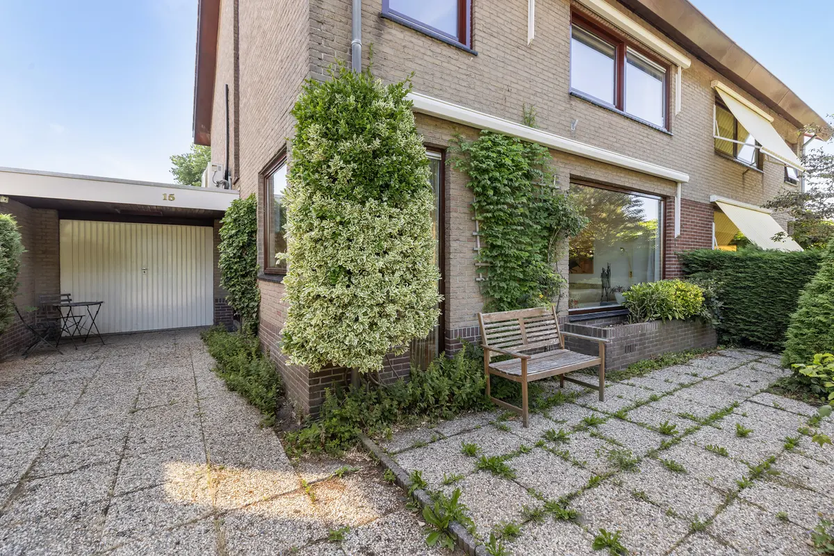 van Slingelandtlaan 15, ZWIJNDRECHT