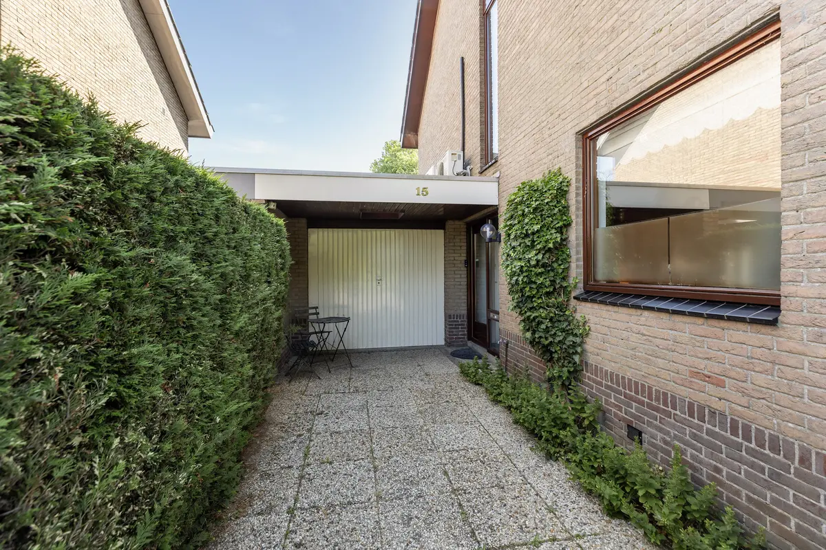 van Slingelandtlaan 15, ZWIJNDRECHT
