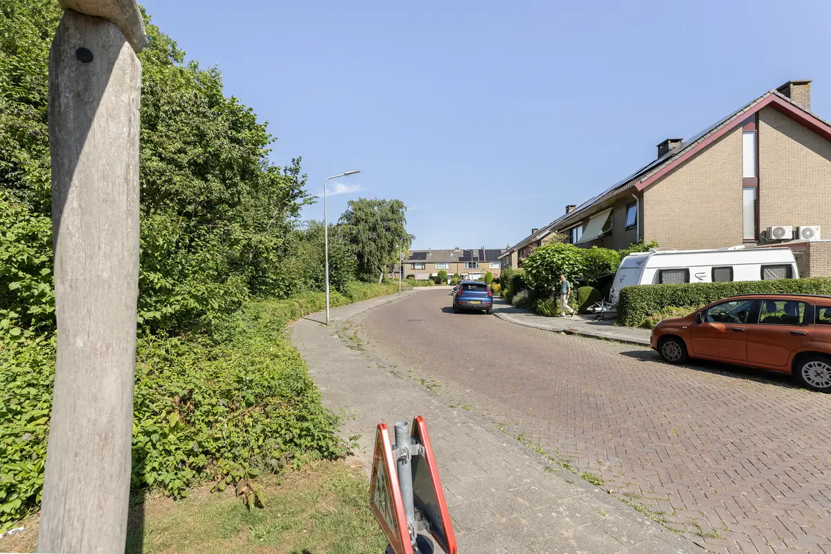 van Slingelandtlaan 15, ZWIJNDRECHT