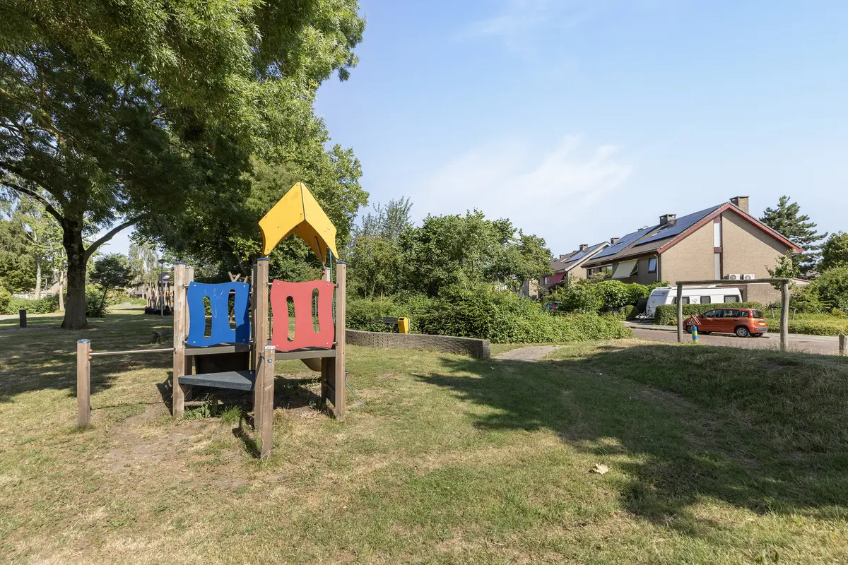van Slingelandtlaan 15, ZWIJNDRECHT