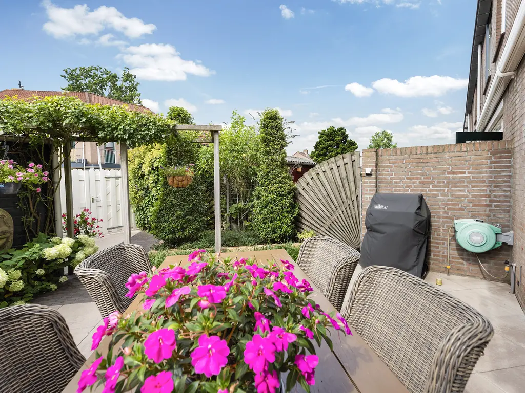 Sweelinckplantsoen 40, ZWIJNDRECHT