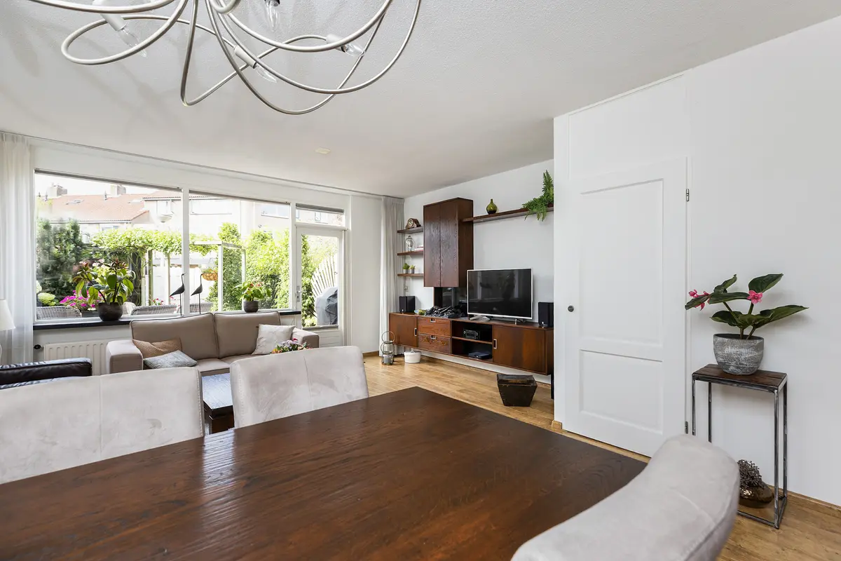 Sweelinckplantsoen 40, ZWIJNDRECHT