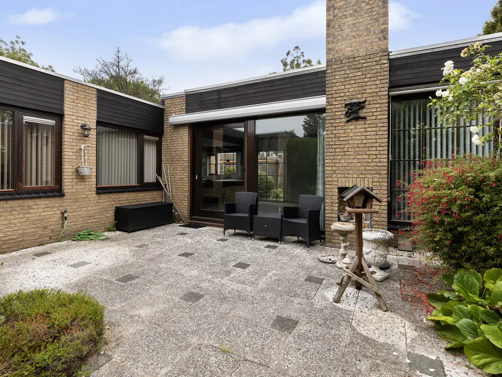 Talmaplantsoen 26, ZWIJNDRECHT