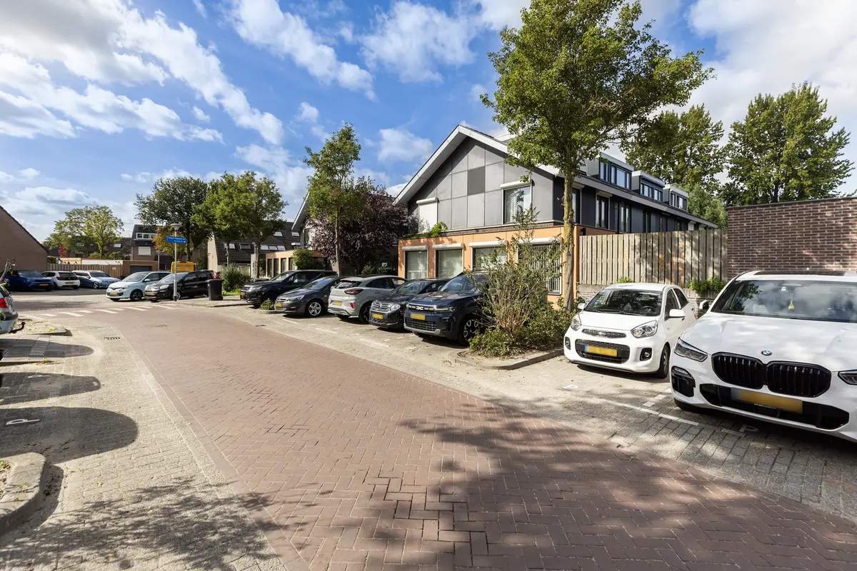 Simon Vestdijk-erf 16, DORDRECHT