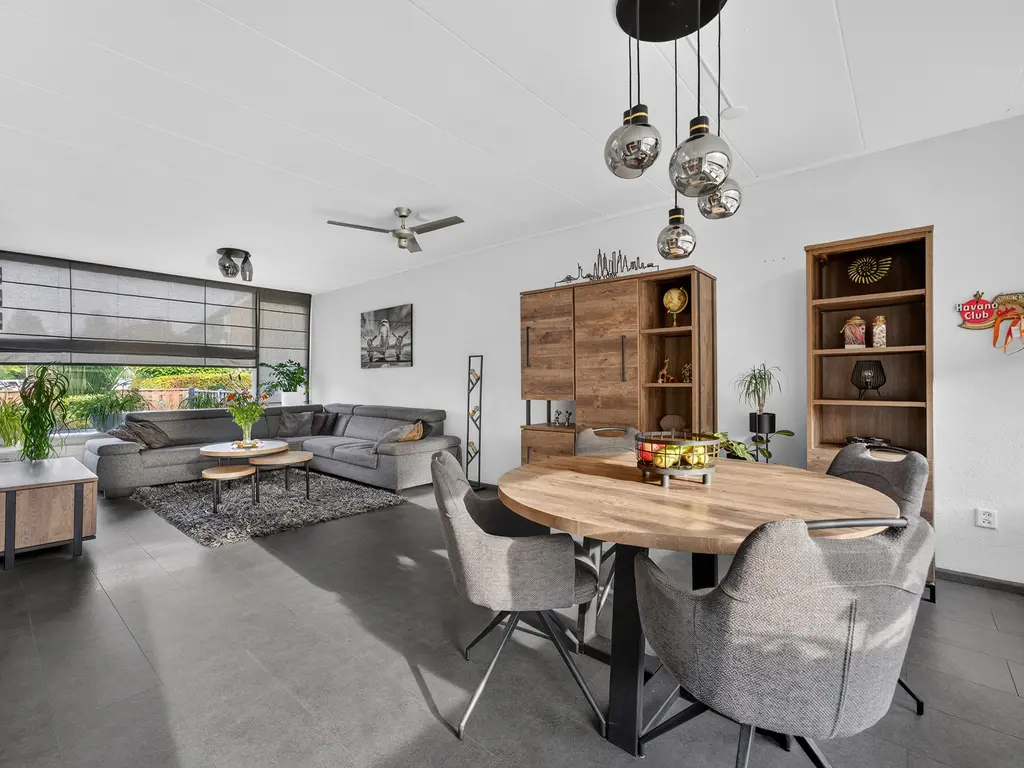 Nibbelinkstraat 25, HENDRIK-IDO-AMBACHT