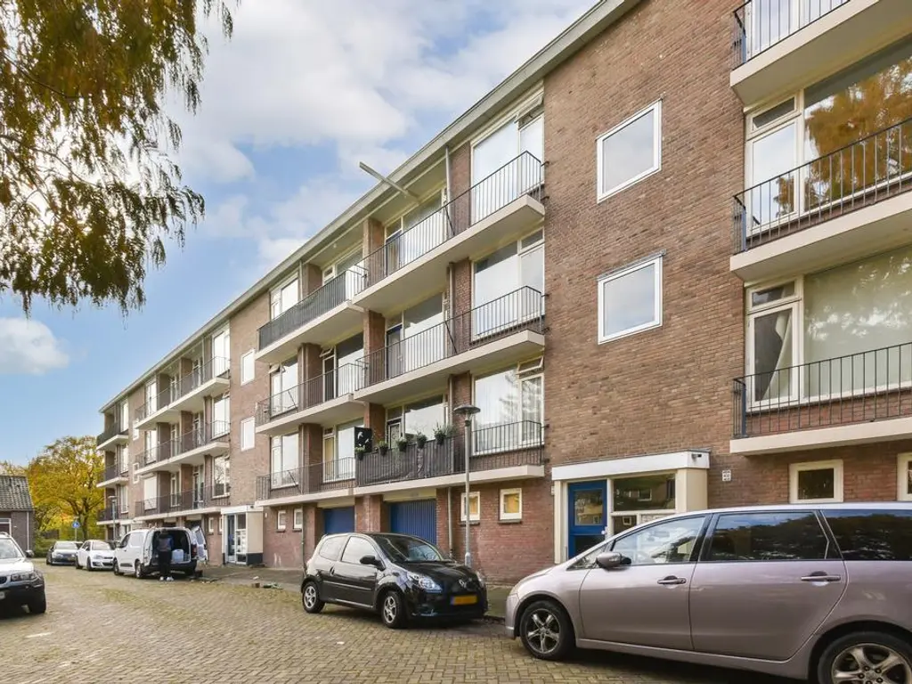 Abraham Kuyperweg 404, DORDRECHT