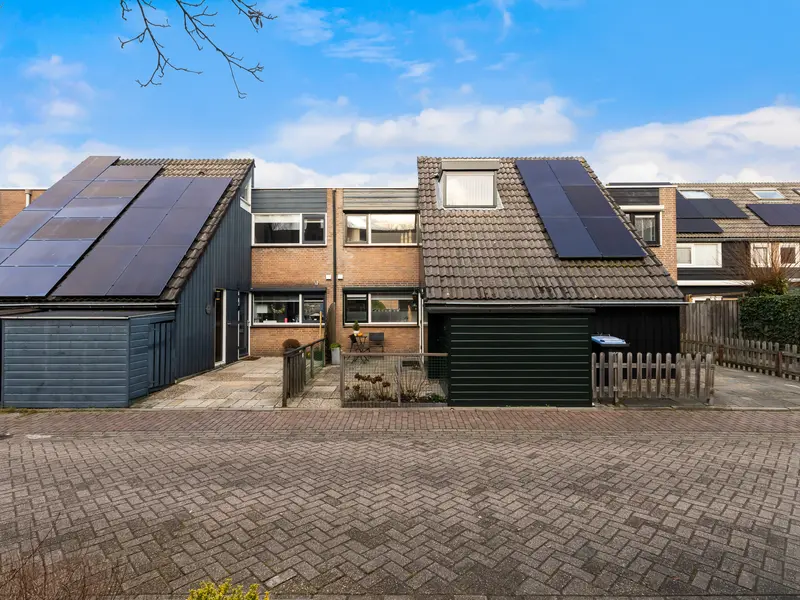 Strobenen-bogerd 20, HENDRIK-IDO-AMBACHT