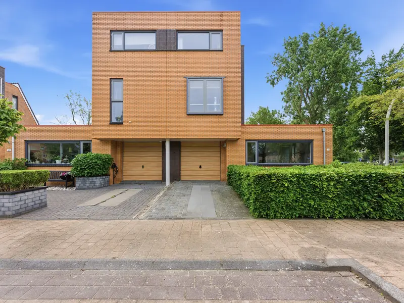 Akkerviool 55, HENDRIK-IDO-AMBACHT