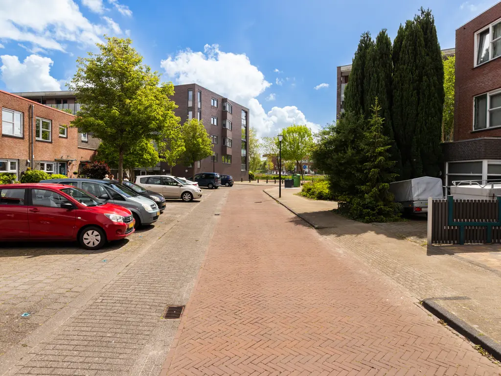 Braassemermeer 4, BARENDRECHT