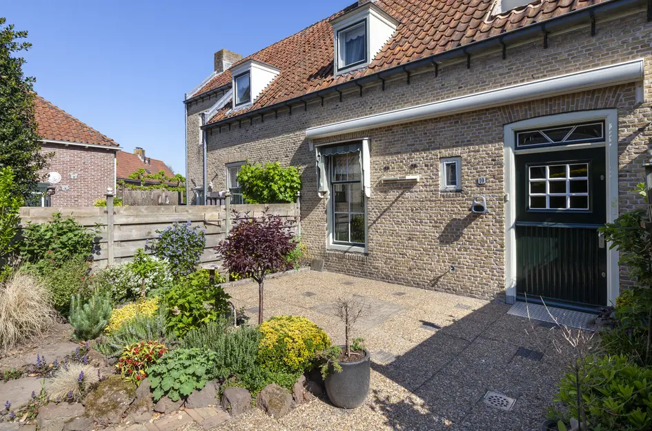 Raadhuisstraat 10