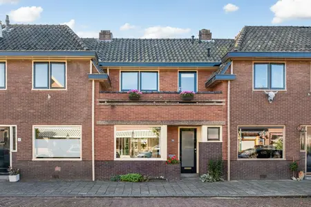 Rozenstraat 25