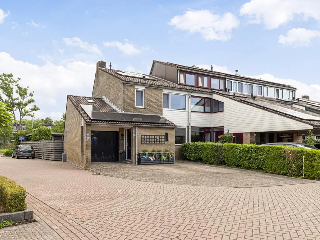 Waaloord 61, WOERDEN