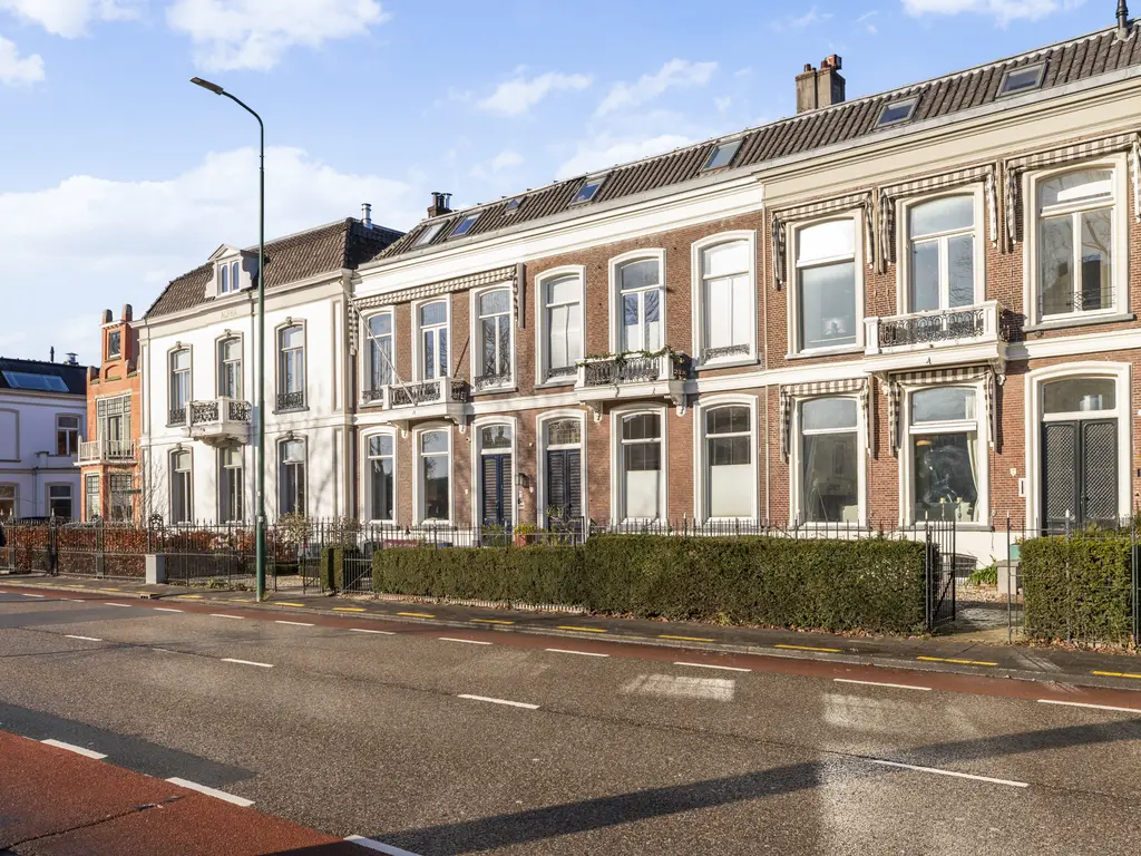 Oostdam 6, WOERDEN