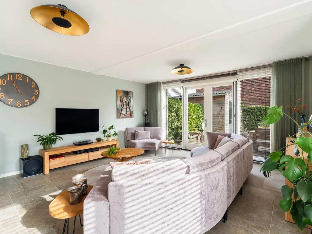 Pieter Lieftinckstraat 15, WOERDEN