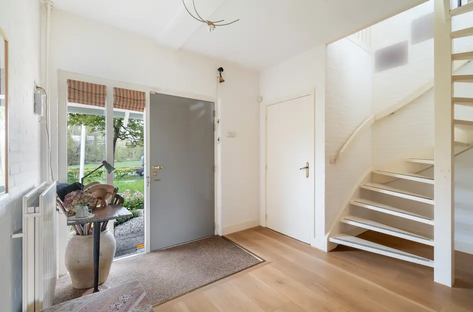 Rietveld 83B