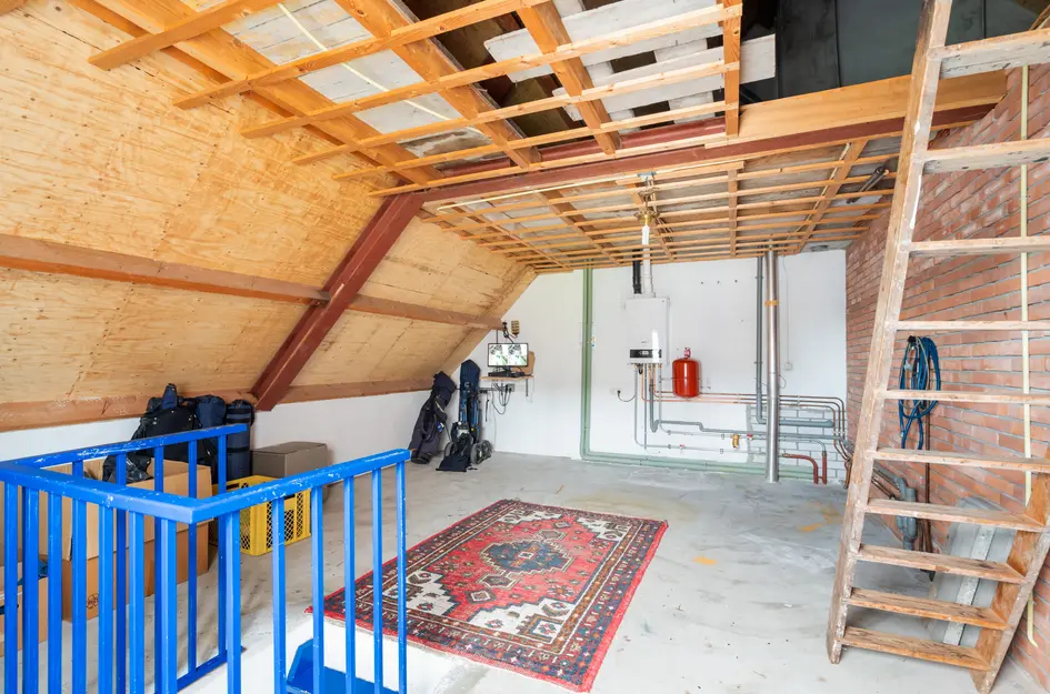 Rietveld 83B
