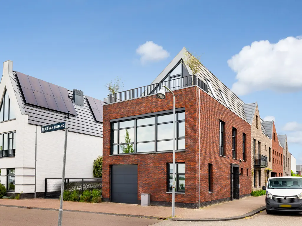 Meer van Annecy 7, WOERDEN