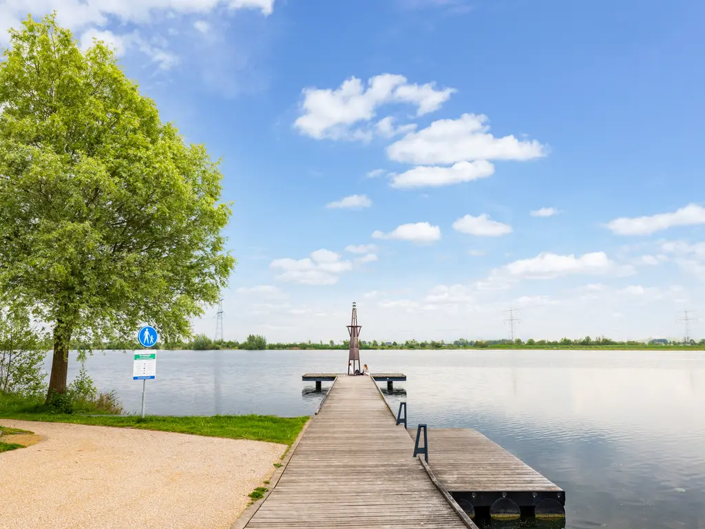 Meer van Annecy 7, WOERDEN