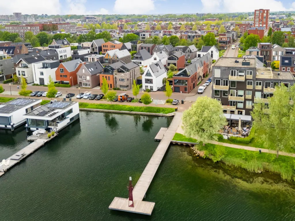 Meer van Annecy 7, WOERDEN