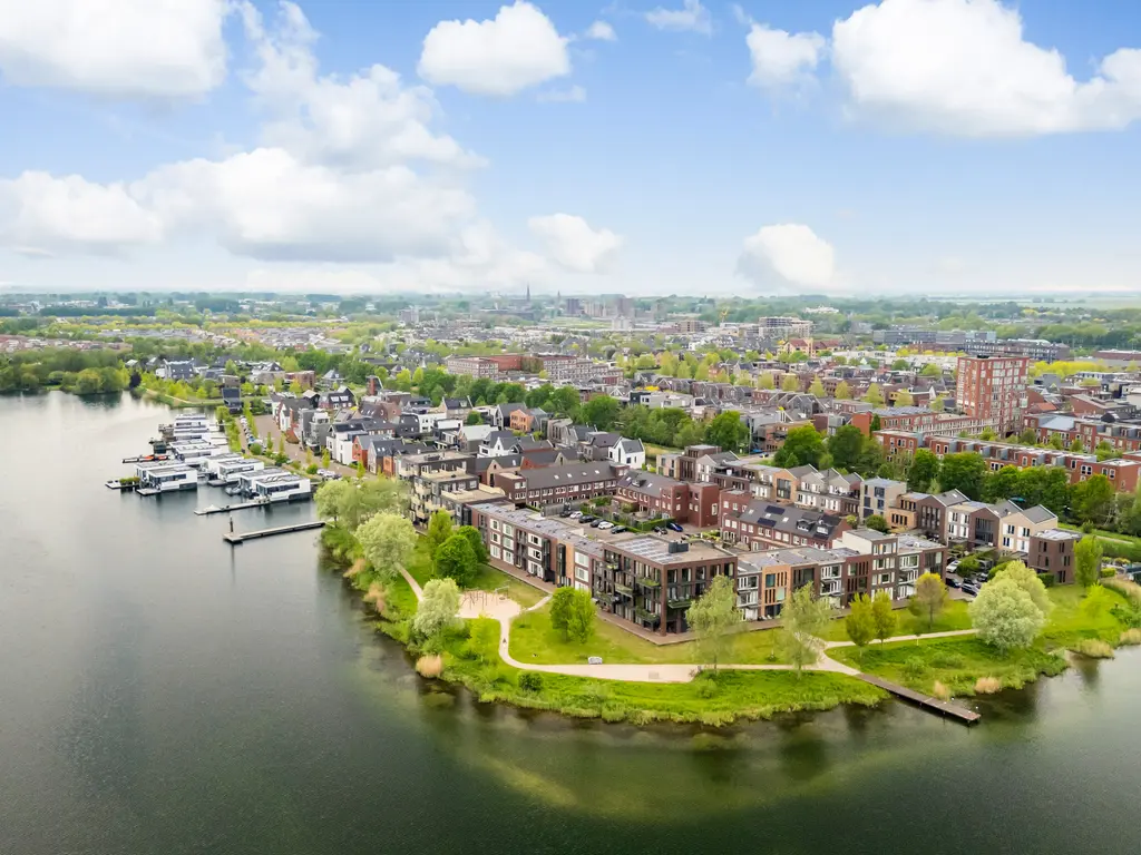 Meer van Annecy 7, WOERDEN
