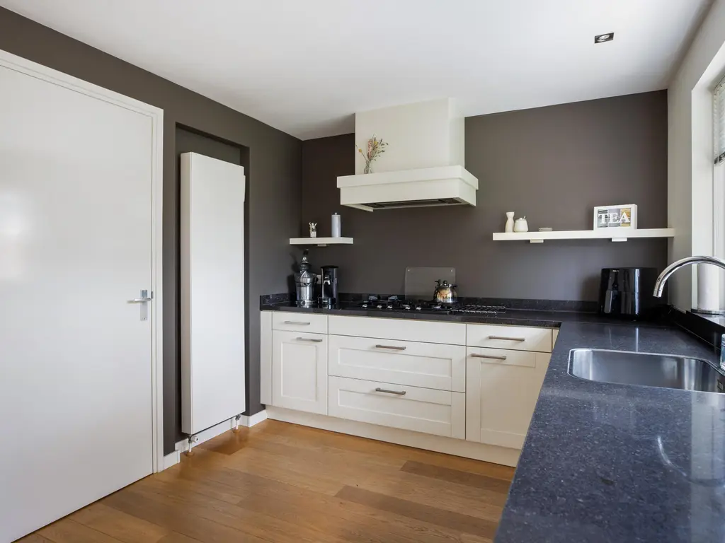 K Linschoten Westzijde 6, LINSCHOTEN