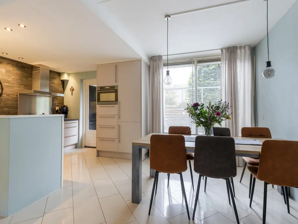Athenelaan 96, WOERDEN