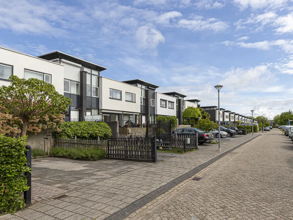 Athenelaan 96, WOERDEN