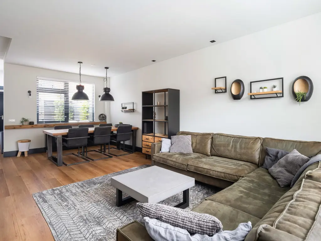 Lange Burchwal 23, OUDEWATER