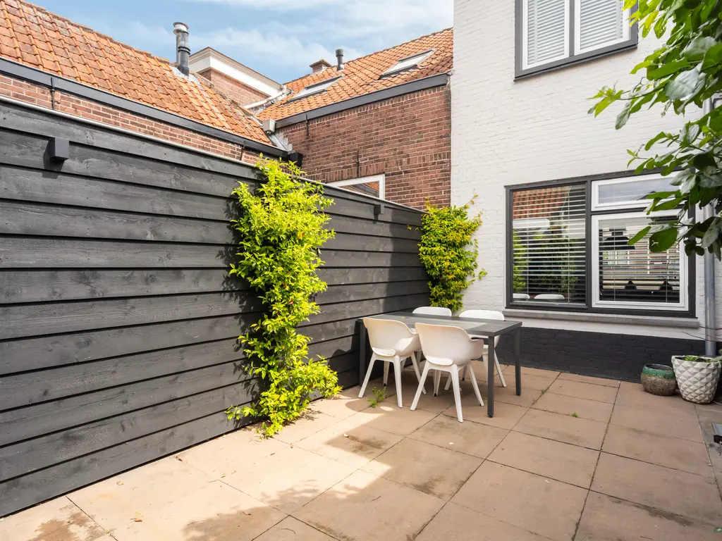 Lange Burchwal 23, OUDEWATER