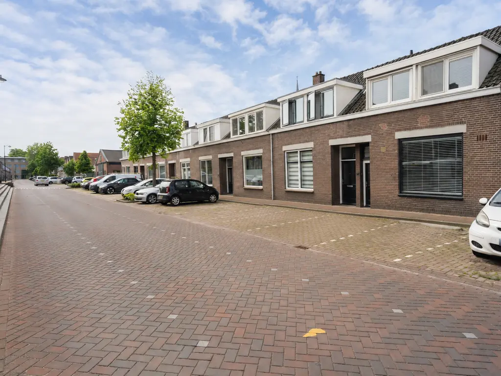 Lange Burchwal 23, OUDEWATER