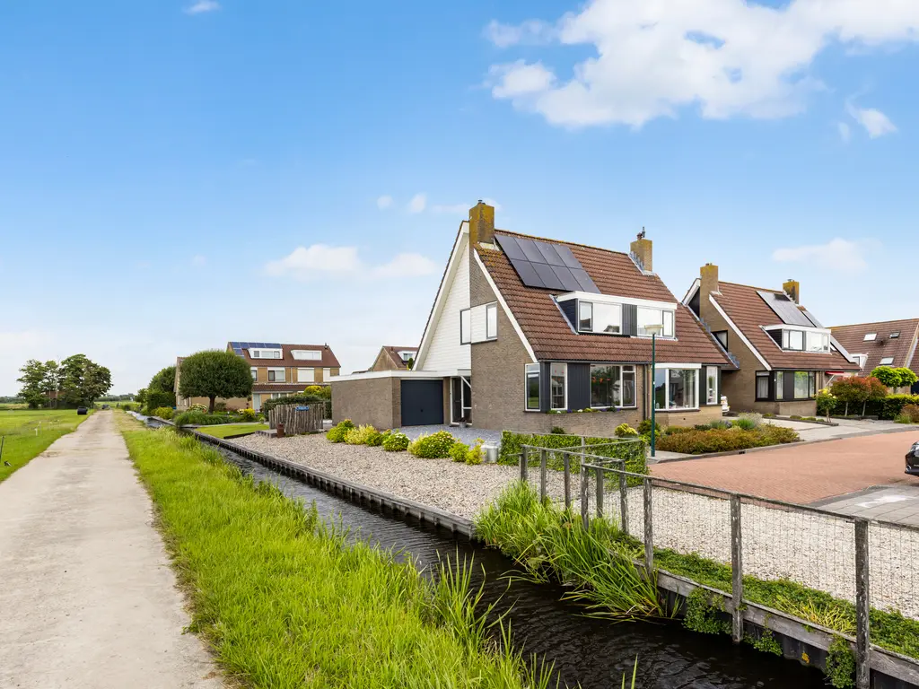 Lijsterbeslaan 7, ZEGVELD
