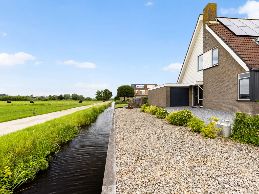 Lijsterbeslaan 7, ZEGVELD