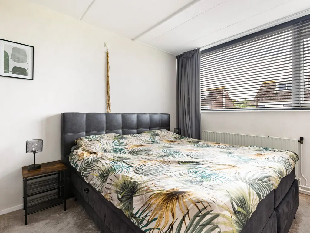 Lijsterbeslaan 7, ZEGVELD