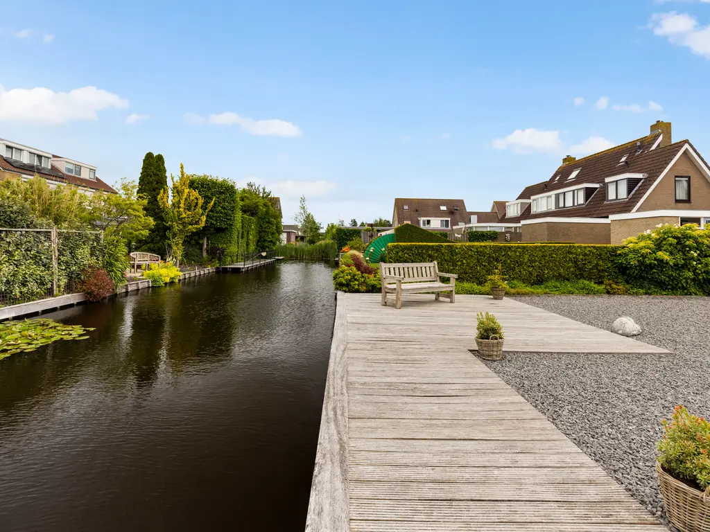 Lijsterbeslaan 7, ZEGVELD