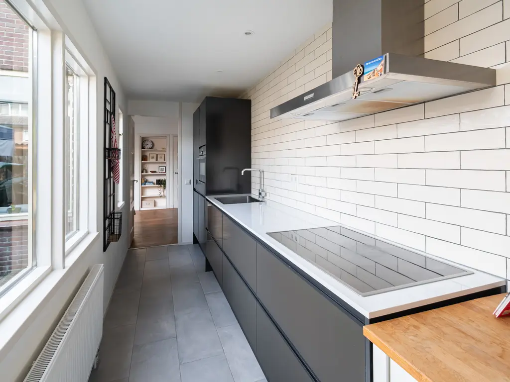 Dahliastraat 10, WOERDEN