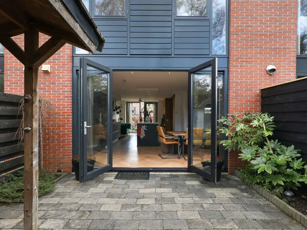 Lage Geeren 26, HOOGLAND