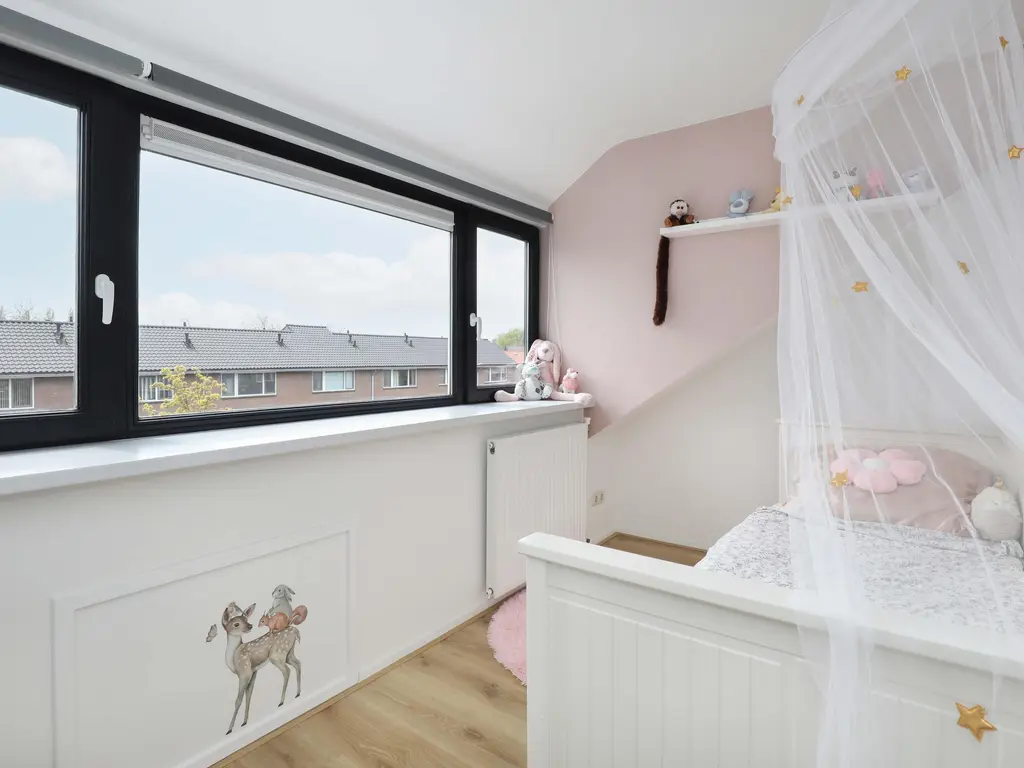 Jasmijnpad 8, HOOGLAND