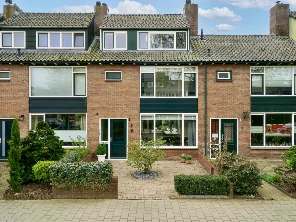 Jasmijnpad 8, HOOGLAND