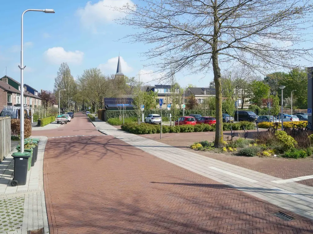 Jasmijnpad 8, HOOGLAND