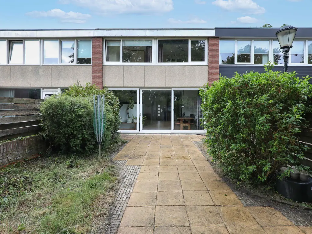 Fluitekamp 8, HOOGLAND